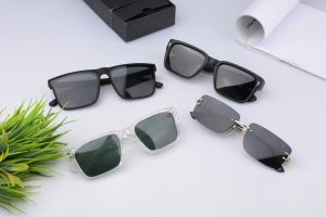Trendy Fashion Accessories (Sunglasses for this Summer)